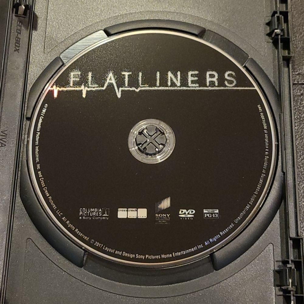 Flatliners DVD - Picture 2 of 3